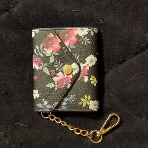 Steve Madden card holder